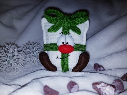 Das putzige Geschenk Klara - Häkelanleitung