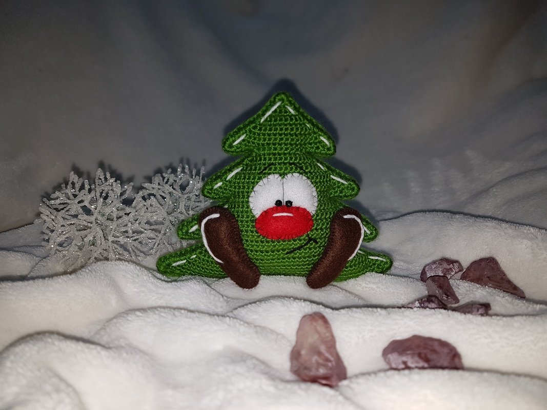 Das süsse Weihnachtsduo Tannenbaum Fred, Geschenk Klara - Häkelanleitung - Bild 2