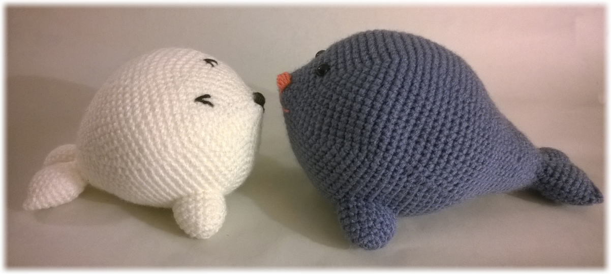 Robby die Robbe in verschiedenen Größen häkelbar