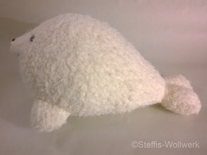 Robby die Robbe in verschiedenen Größen häkelbar