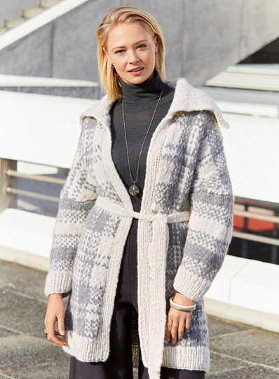 Strickanleitung Karo-Mantel Phyliss