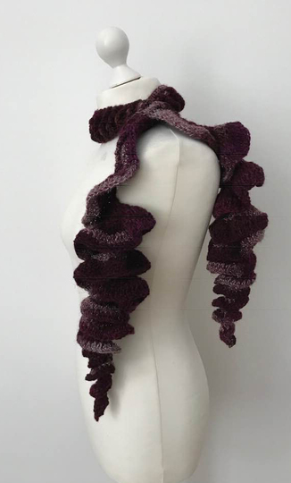 Dekorativer Schal "TRULLA"