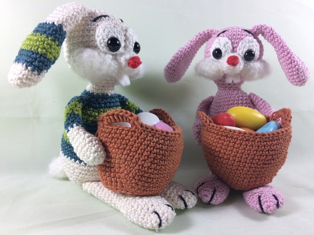 Osterhase mit Korb Häkelanleitung