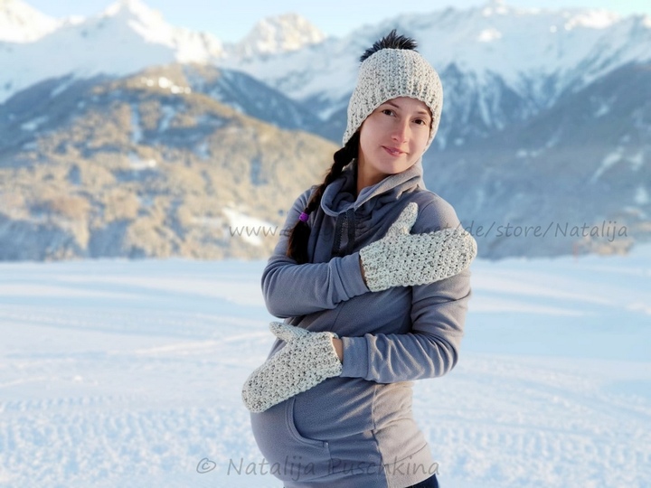 Warme Handschuhe und Mütze