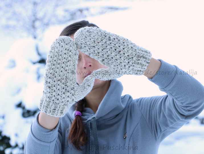 Warme Handschuhe und Mütze