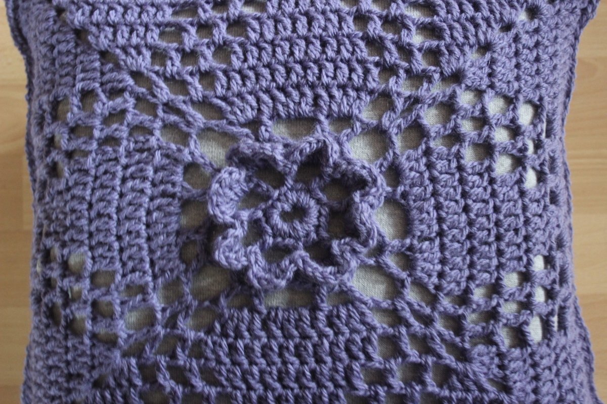 Häkelanleitung Kissen Blume - Bild 2