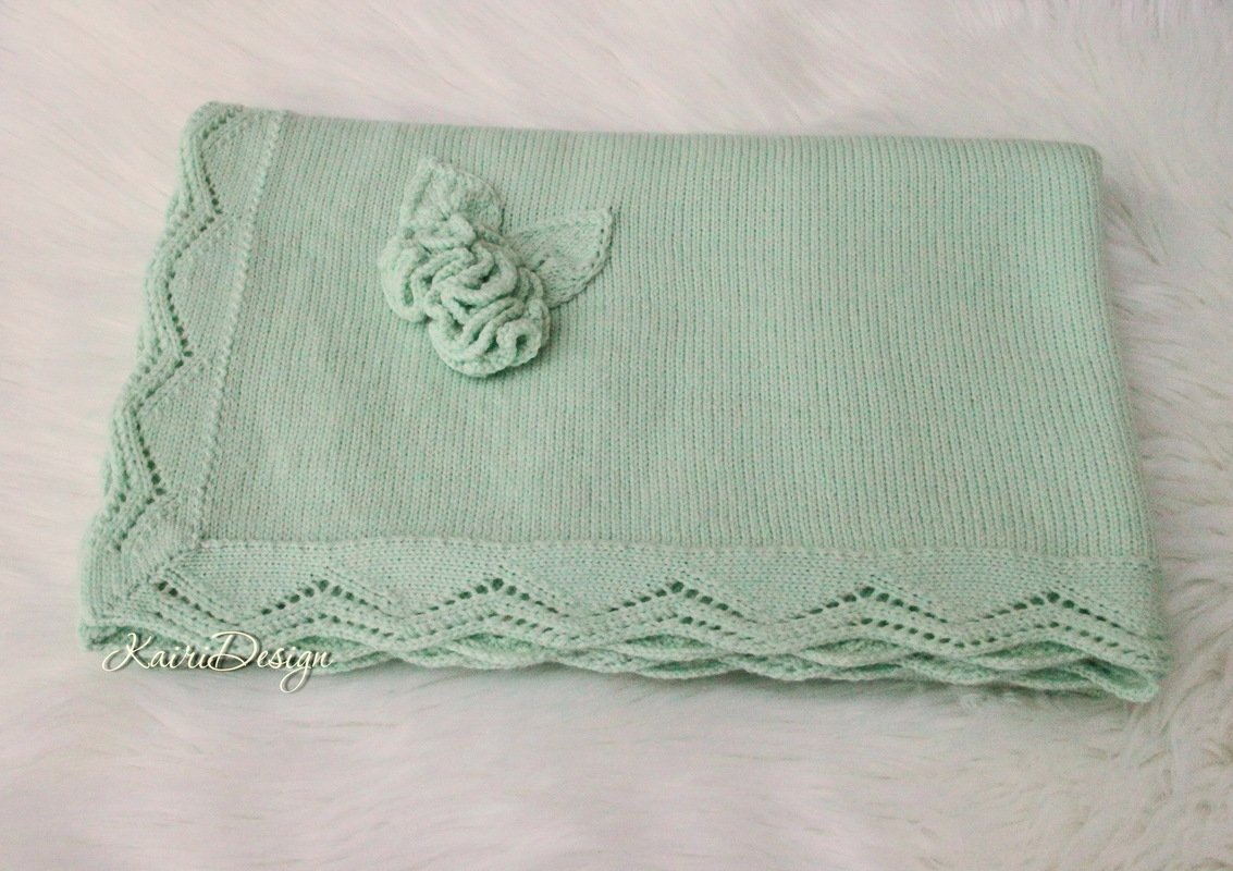 Machine knitting pattern of the baby blanket Photos and pictures