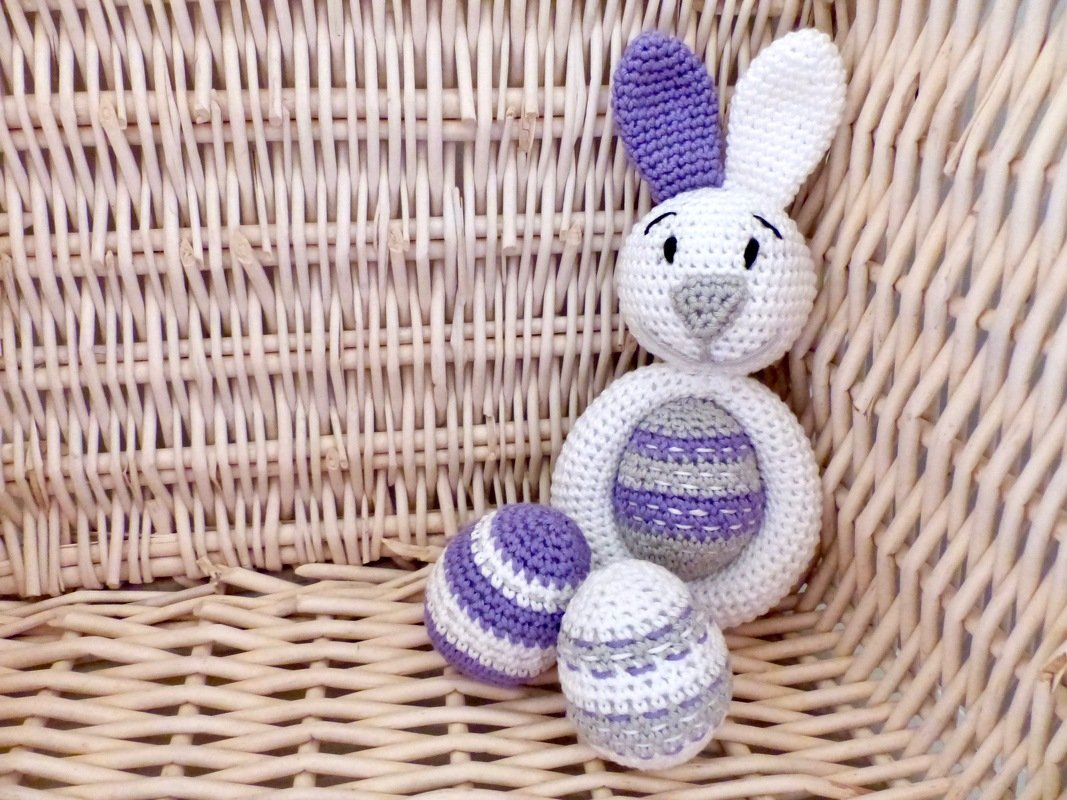 Häkelanleitung Greifling Hoppelhase mit Ei - Bild 3