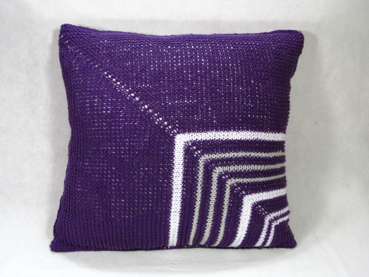 Kissenbezug mit Wendemuster - Strickanleitung