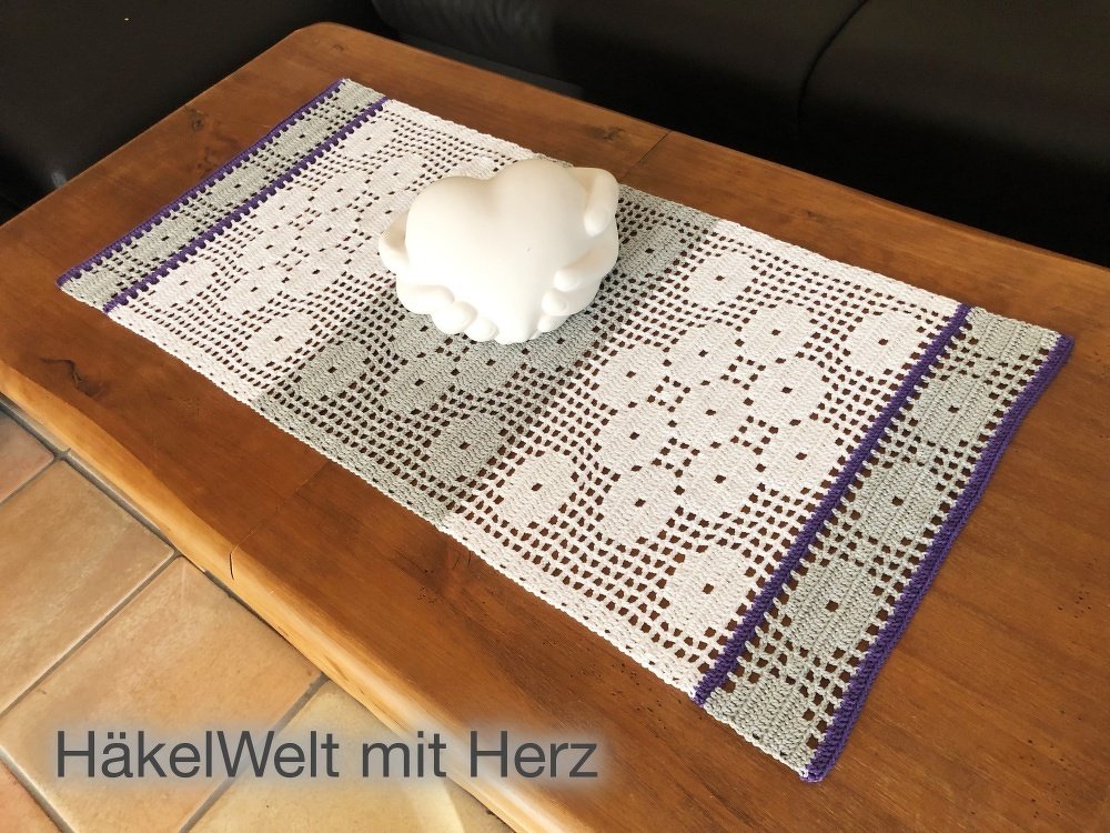 Häkeln / Tischläufer "Flower Power" - Bild 2