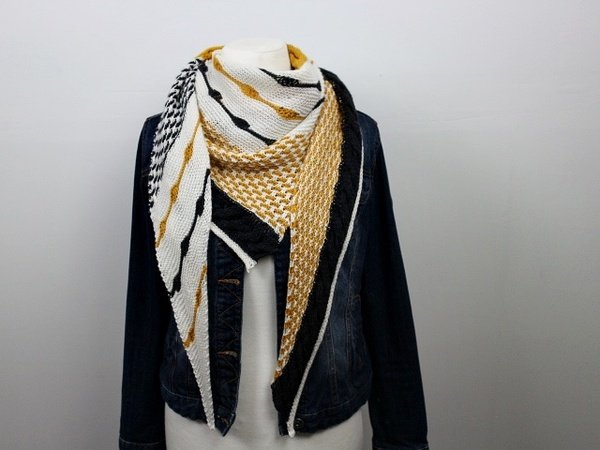 Knitting pattern shawl "Der Süden strickt"