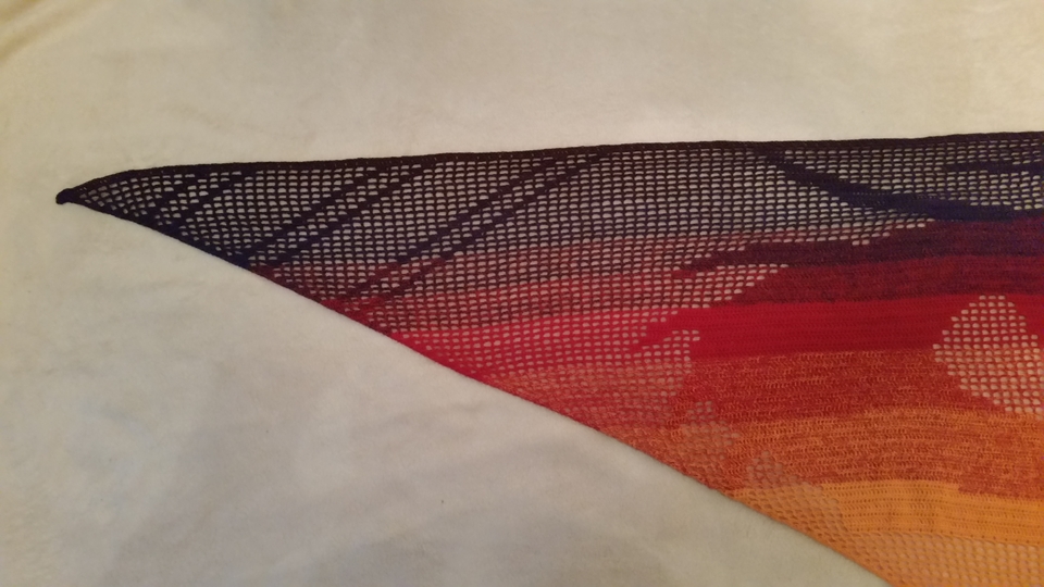 Drachenkopf, Motivtuch, Häkeltuch, Dreieckstuch