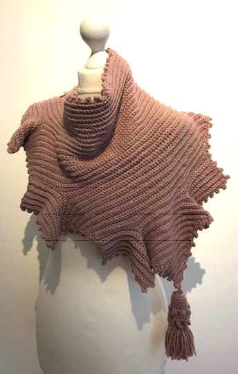 gehäkeltes DreiecksTuch "PLESIR"