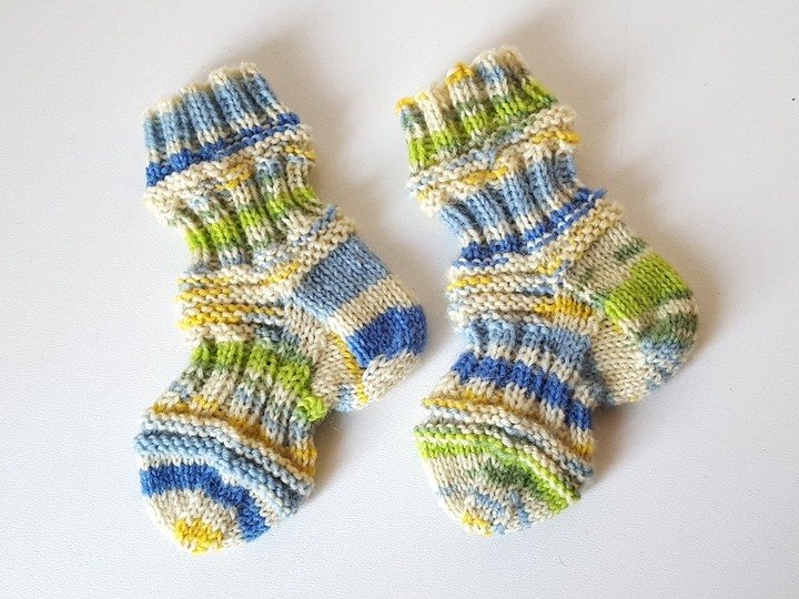 Strickanleitung Baby-Mojo-Socken, Glückssocken in 4 Größen   #245