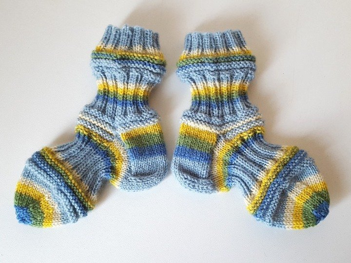 Strickanleitung Baby-Mojo-Socken, Glückssocken in 4 Größen   #245