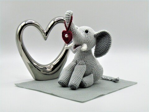 Elefant mit Herz