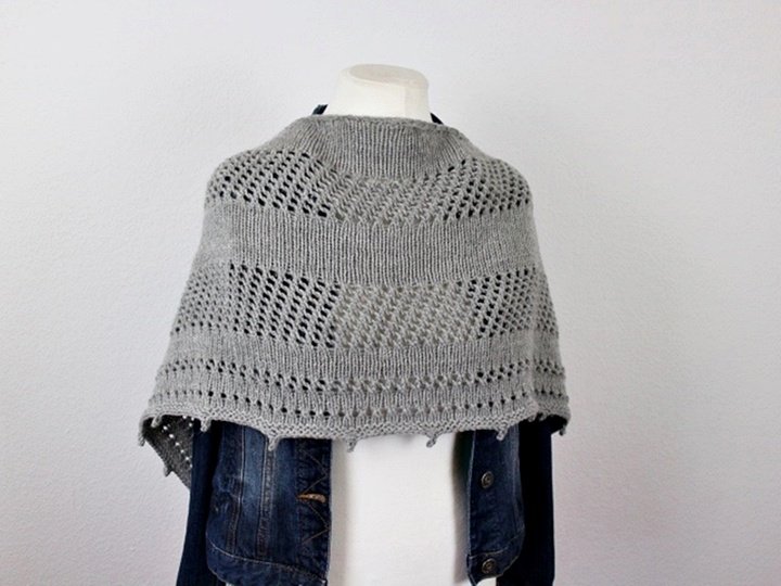 Knitting pattern shawl "Secrets"