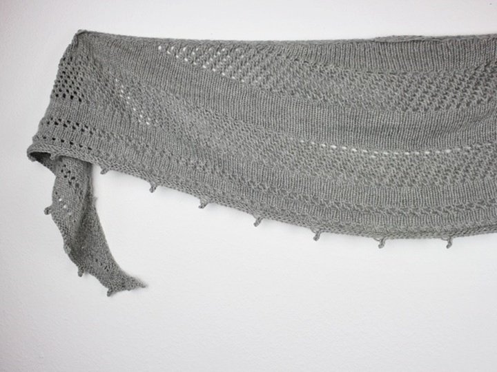 Strickanleitung einfach Tuch "Secrets"