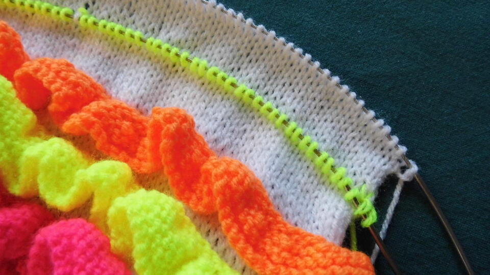 Strickanleitung Kleid Samba für Modepuppen 29cm