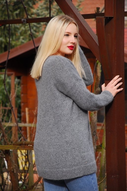 graue oversized Pullover mit Pailetten, Strickanleitung - Bild 2