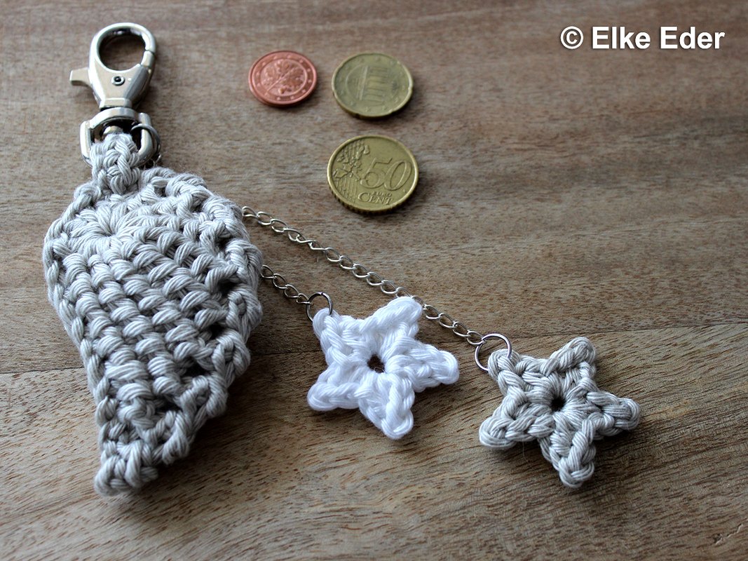 Keychain / Bag Pendant "Wings" - Crochet Pattern - Image 4