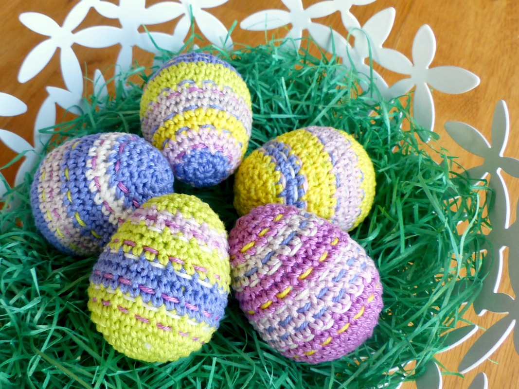 Easter Eggs - crochet pattern