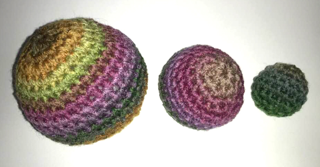 HäkelKugeln in 3 Größen :