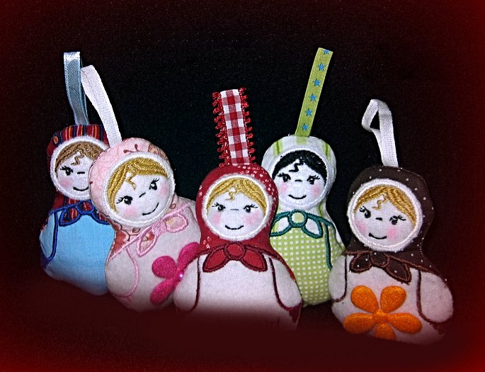 Stickdatei Olga ITH für den Rahmen 10 cm x 10 cm