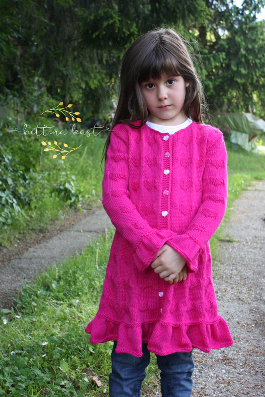 Isabel Long Cardigan with heart pattern - Image 2