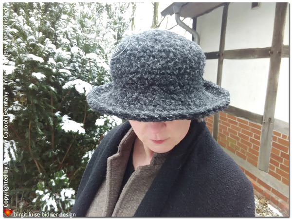 Luises Winter Hat Size M/L