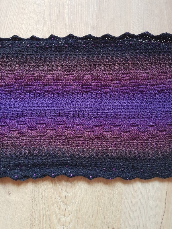 Möbius-Loop Julska - Crochet