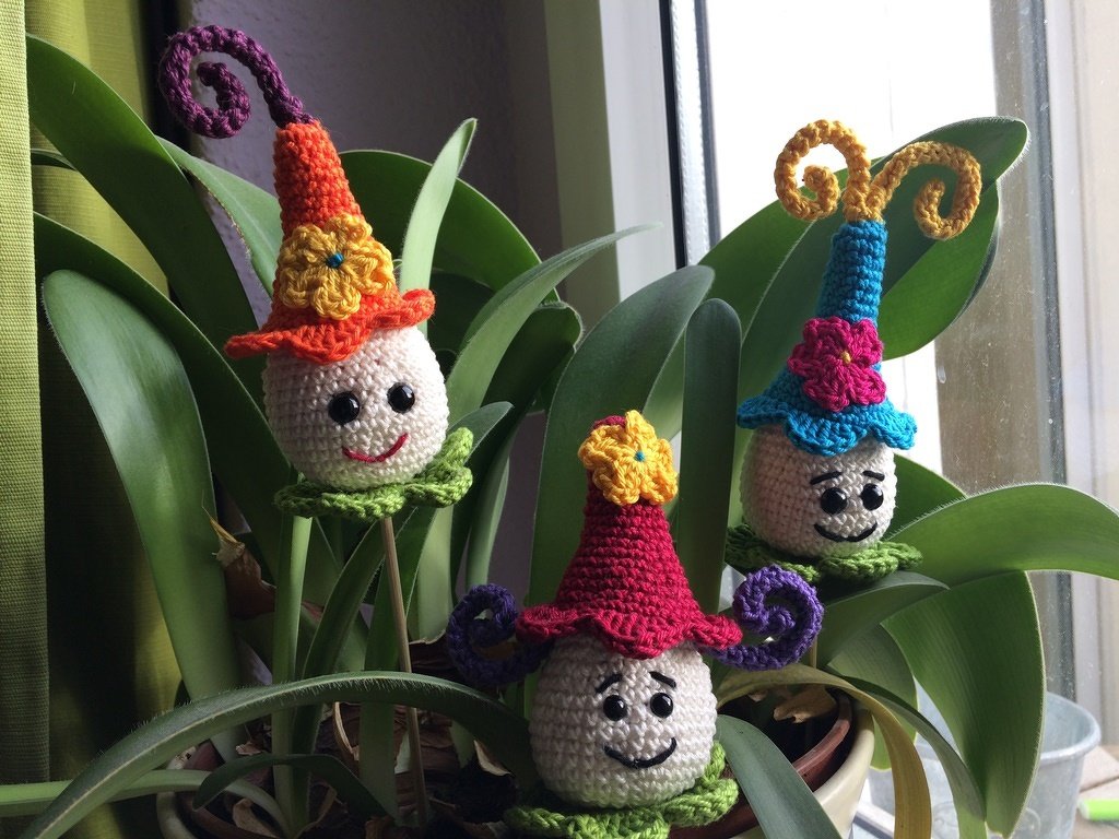 Dekoidee " kleine Blumentrolle" -Häkelanleitung - Bild 4