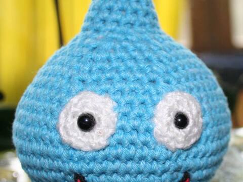 Slime / Tropfen wie aus Dragon Quest ähnlich