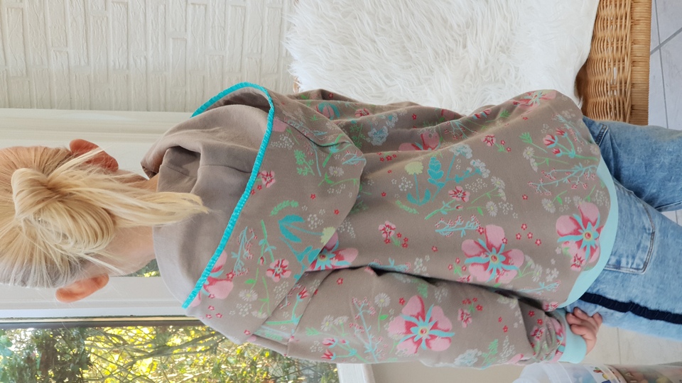 eBOOK # 121 OVERSIZED.pulli4Teenies