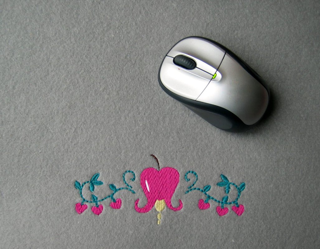 Stickdatei "Tränendes Herz Vol. II“ 2 Größen - Bild 2