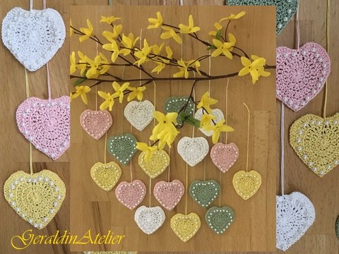 Bunte Herzen zu Ostern  Deko Häkelanleitung