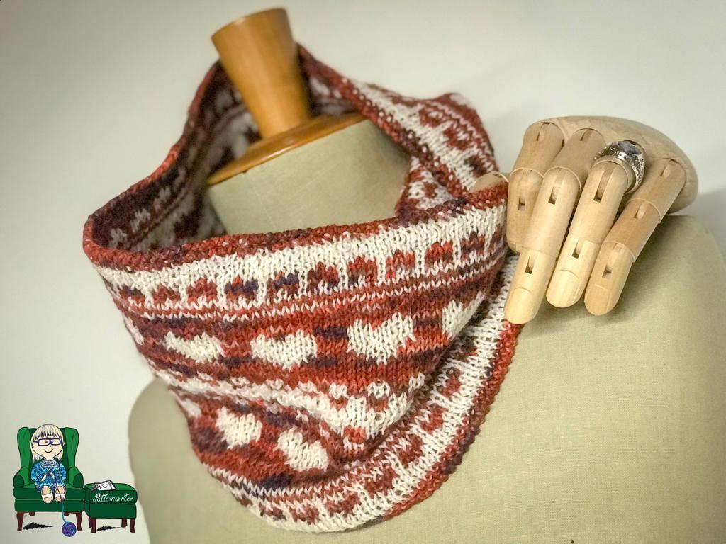 hearts forever Halsschlauch in double knitting (gestrickt) - Bild 3