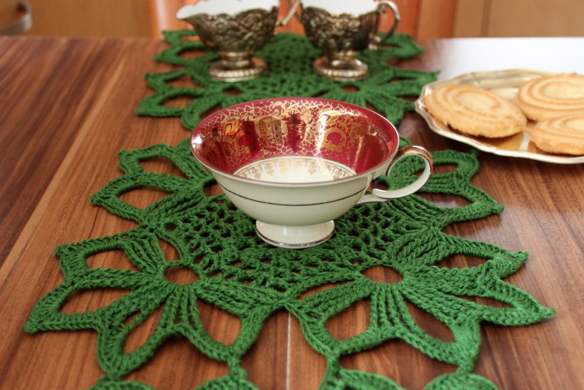 Häkelanleitung Tischläufer "Belle"