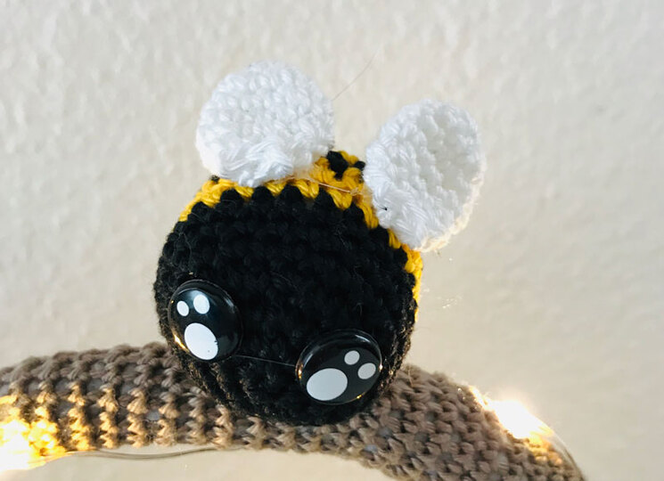 Cotton & Friends: "Wolli Waschbär wühlt im Mülleimer"