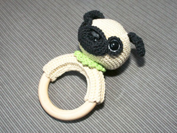 Pug Rattle Ring - Crochet Pattern