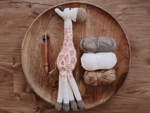 Häkelanleitung Schlenkertier Giraffe Sophie