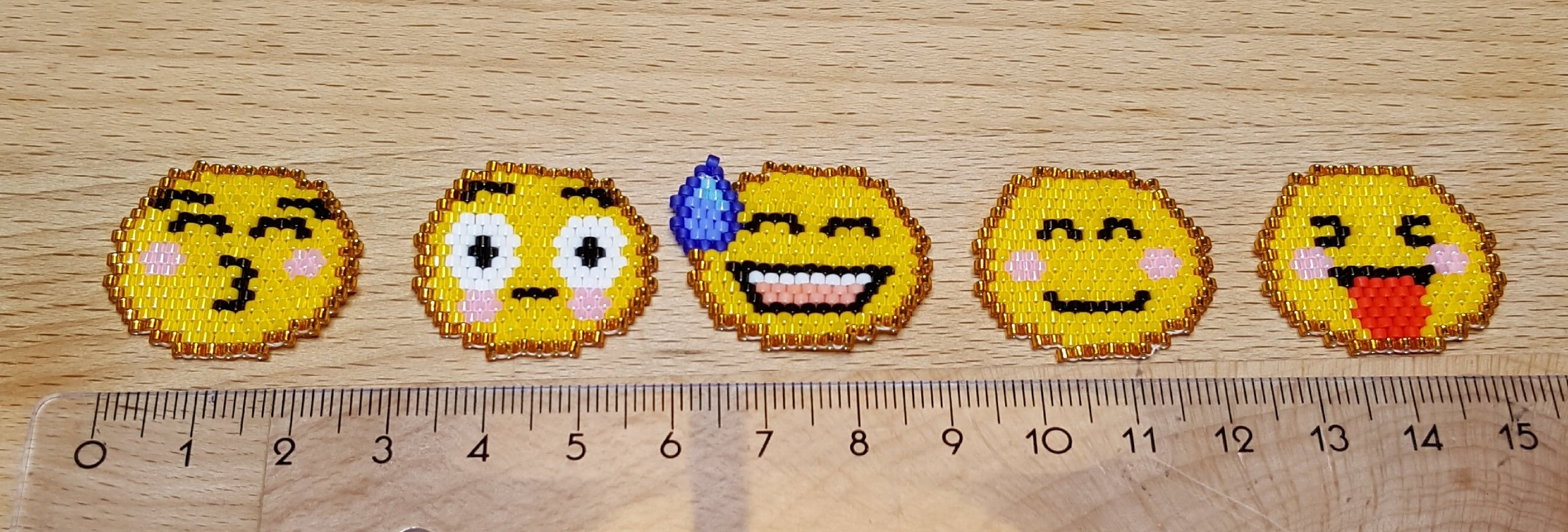 Smilie Set 1 (Nr. 1 - Nr. 5) / Anhänger / Ohrring / Charm