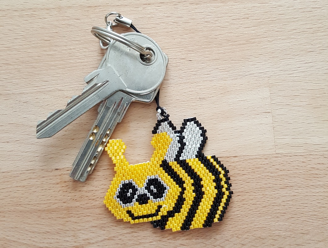 Bienchen / Anhänger aus Perlen