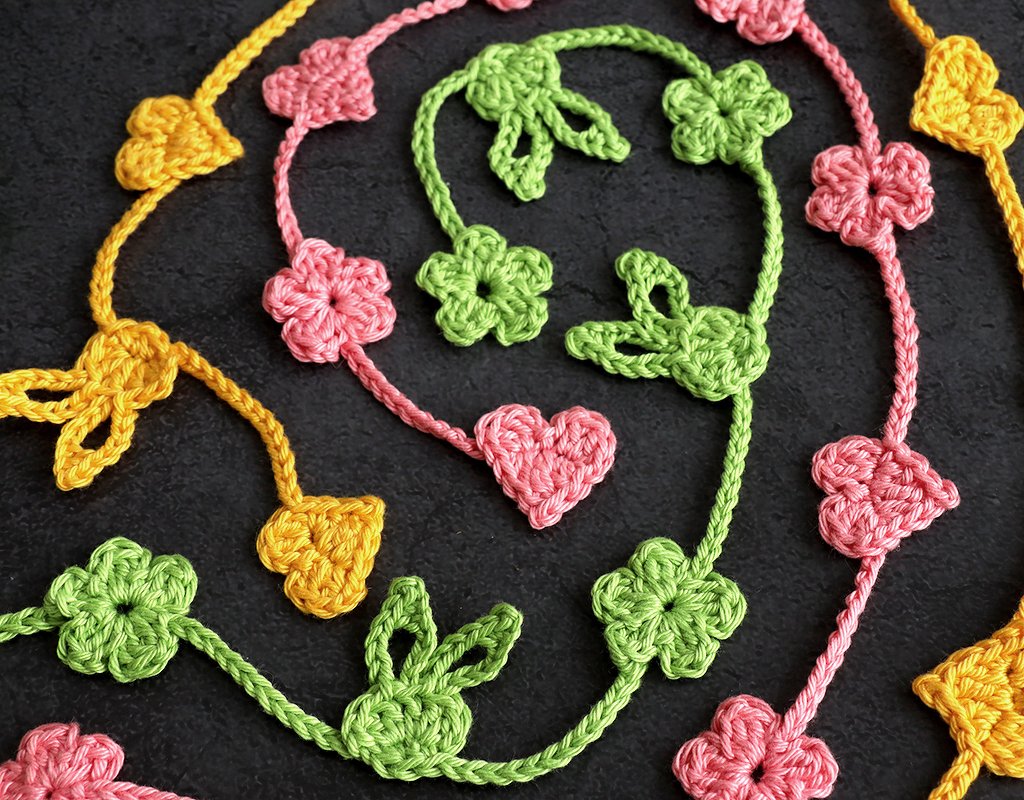 Dekokette, Tischgirlande "Hase, Herz und Blüte" - Häkelanleitung mit Video