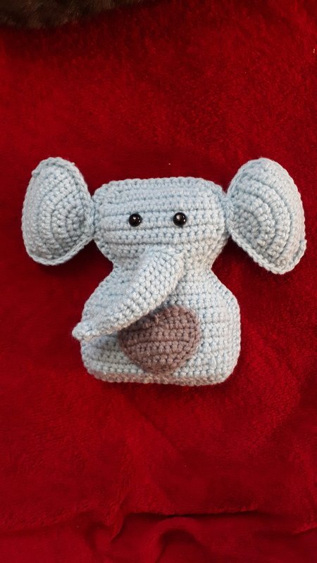 Elefant mit Herz Häkelanleitung