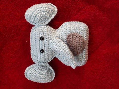 Elefant mit Herz Häkelanleitung