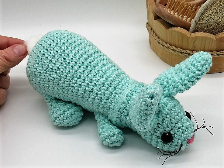 Häkelanleitung Wattespender Hase Wolli - Bild 2