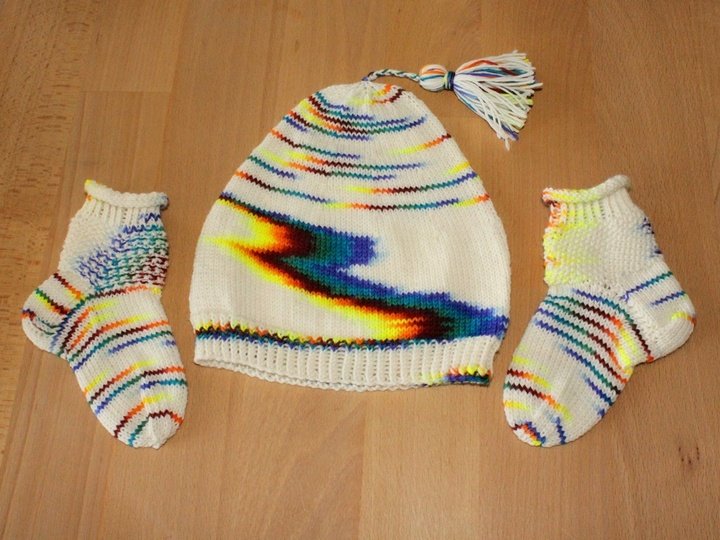 Strickanleitung Babyset, Mütze und Socken ca. 7 - 12 Monate   #249
