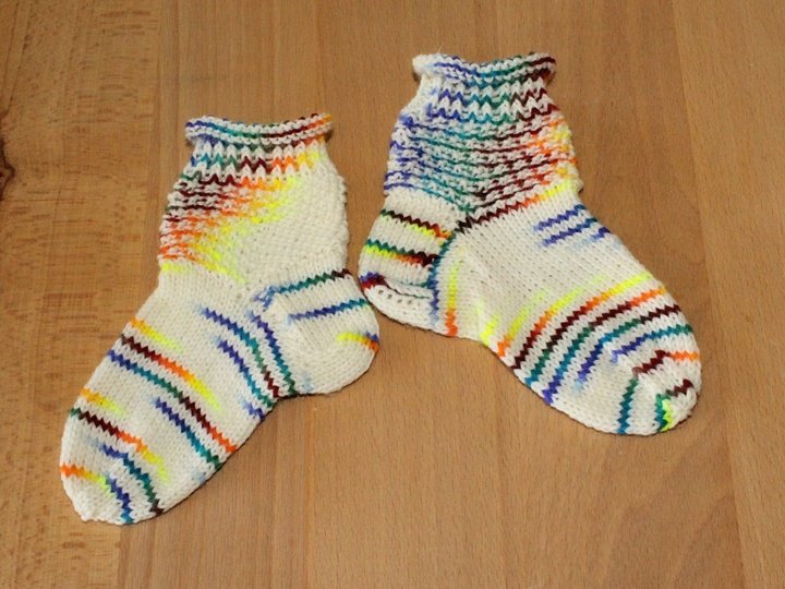 Strickanleitung Babyset, Mütze und Socken ca. 7 - 12 Monate   #249