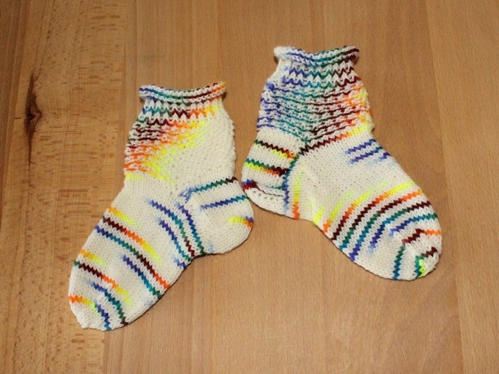 Strickanleitung Babyset, Mütze und Socken ca. 7 - 12 Monate   #249